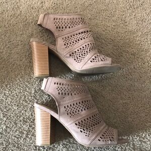 LAUREN CONRAD WOMENS SHOES